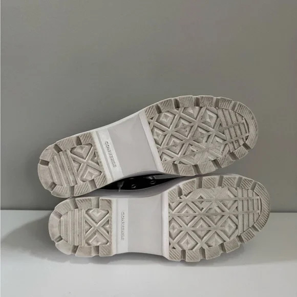 Converse Chuck Taylor All Star Lugged High Top Sneakers - Picture 5 of 5